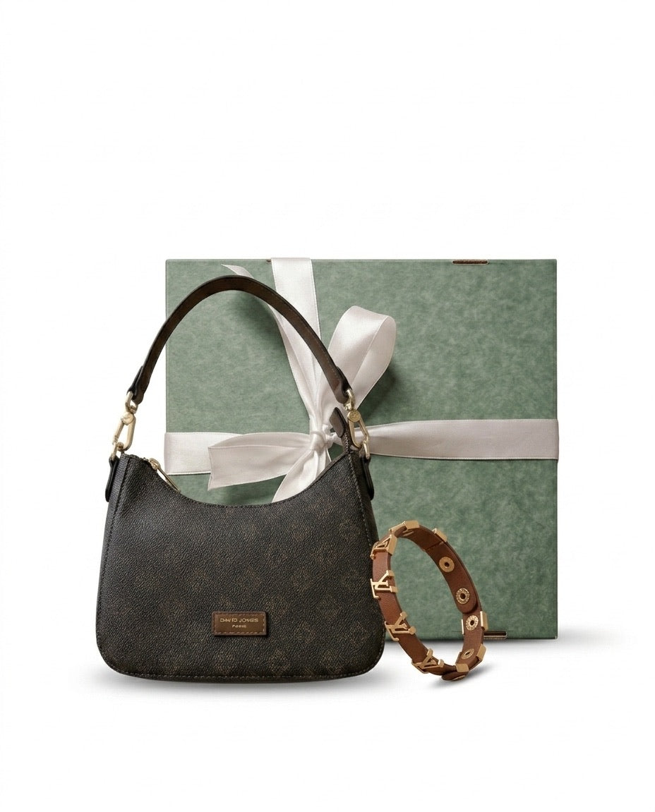 bundle ou lot comportant un sac, bracelet et packaging tendance