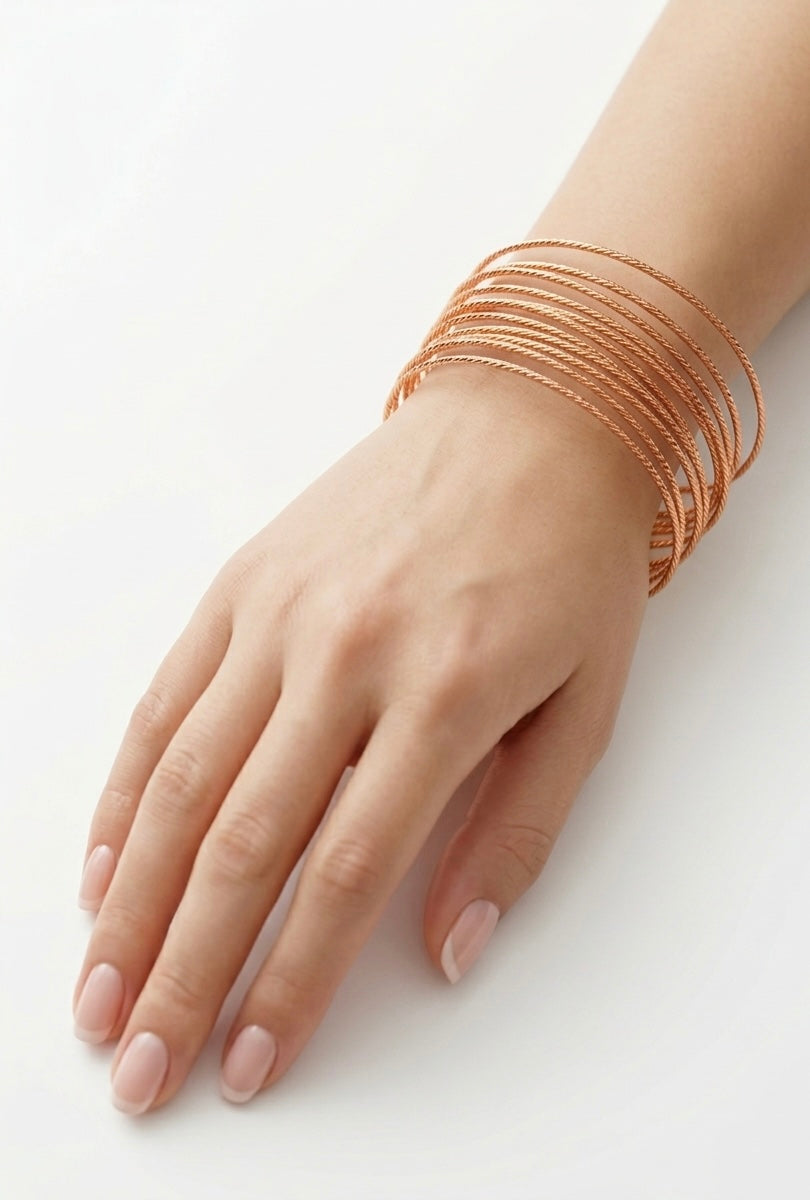 Bracelets joncs au nombre de 10 très tendance rose gold
