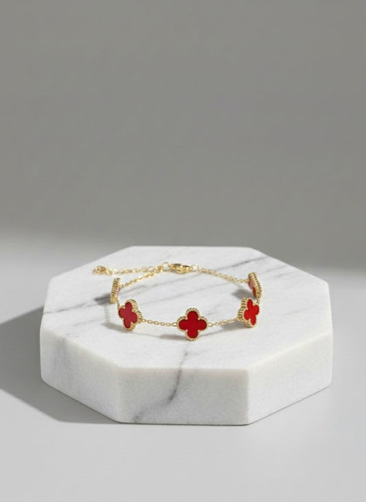 bracelet en acier inoxydable et details rouge chic