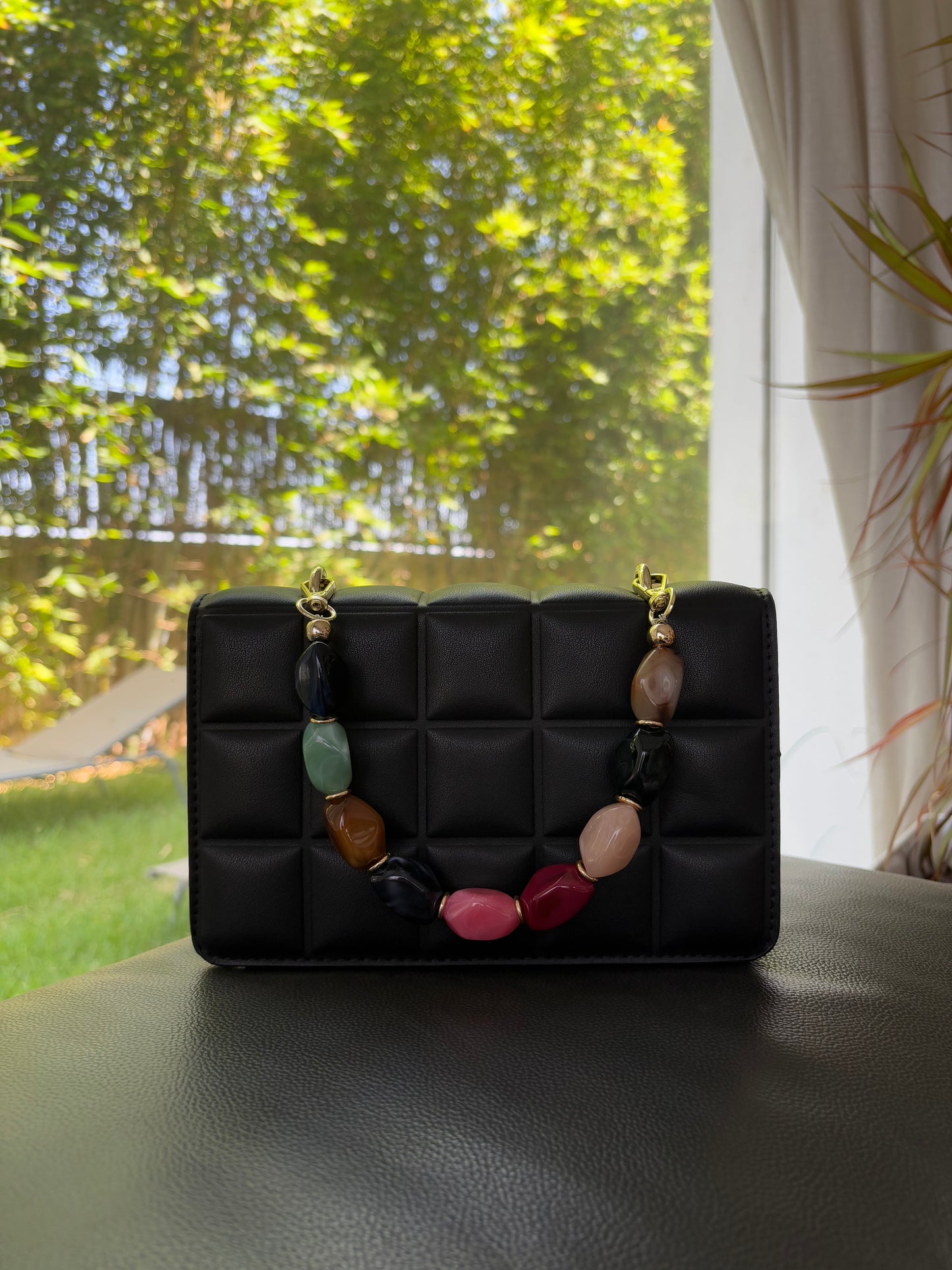 Sac audacieux noir chic