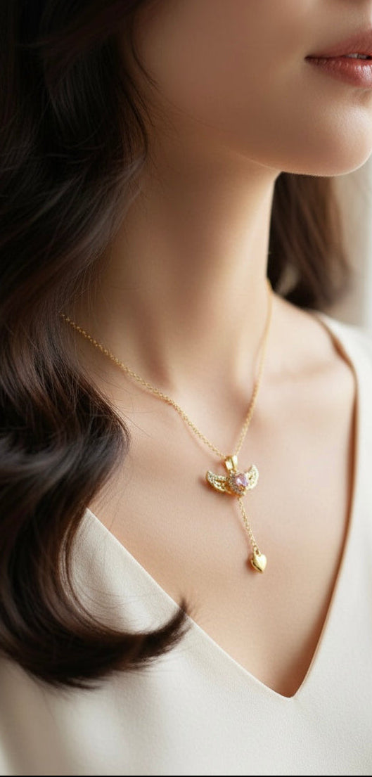 collier ange avec perle rose et coeur pendant