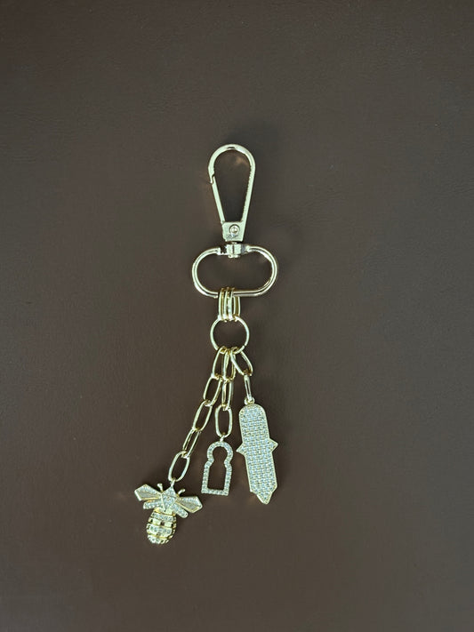 charm abeille dorée tendance Hold & Charm