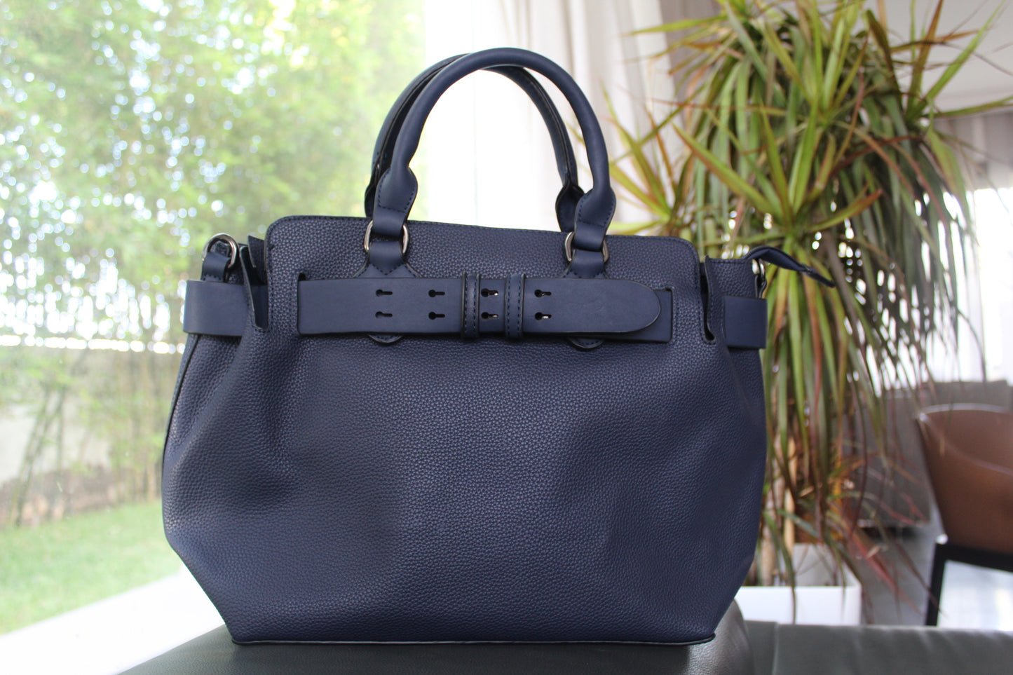 Sac Bleu pétrole, chic et minimaliste