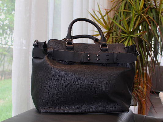Sac noir chic et spacieux
