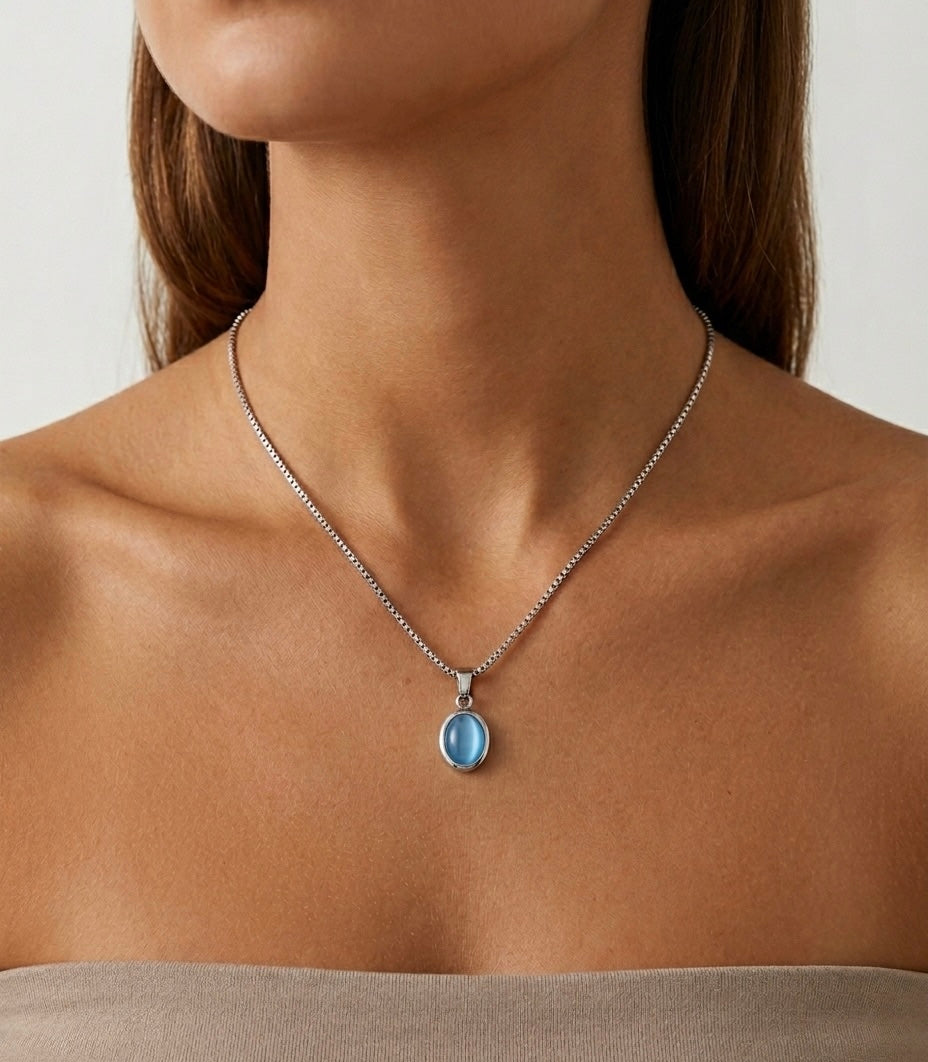collier vintage halo en acier inoxydable argenté au pendentif bleu