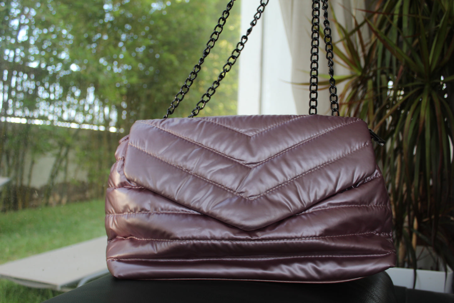 Sac rose bébé minimaliste et spacieux