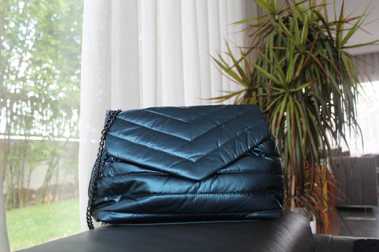 Sac d'une belle couleur bleue, très tendance