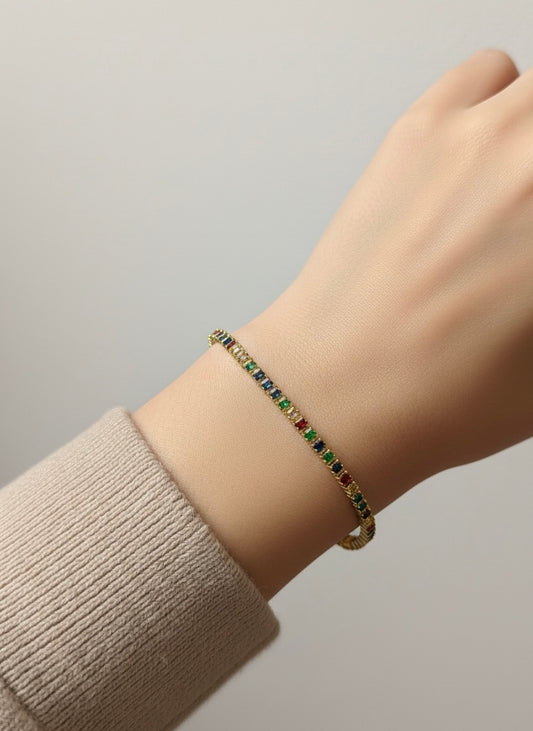 Bracelet rivière doré avec coloris arc en ciel 