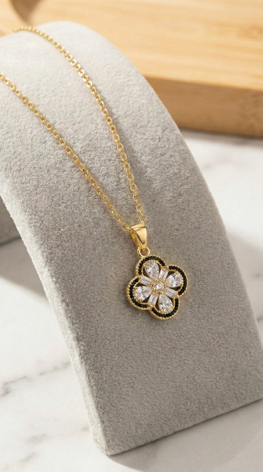 collier trefle acier inoxydable 